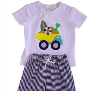 Dump truck and short set